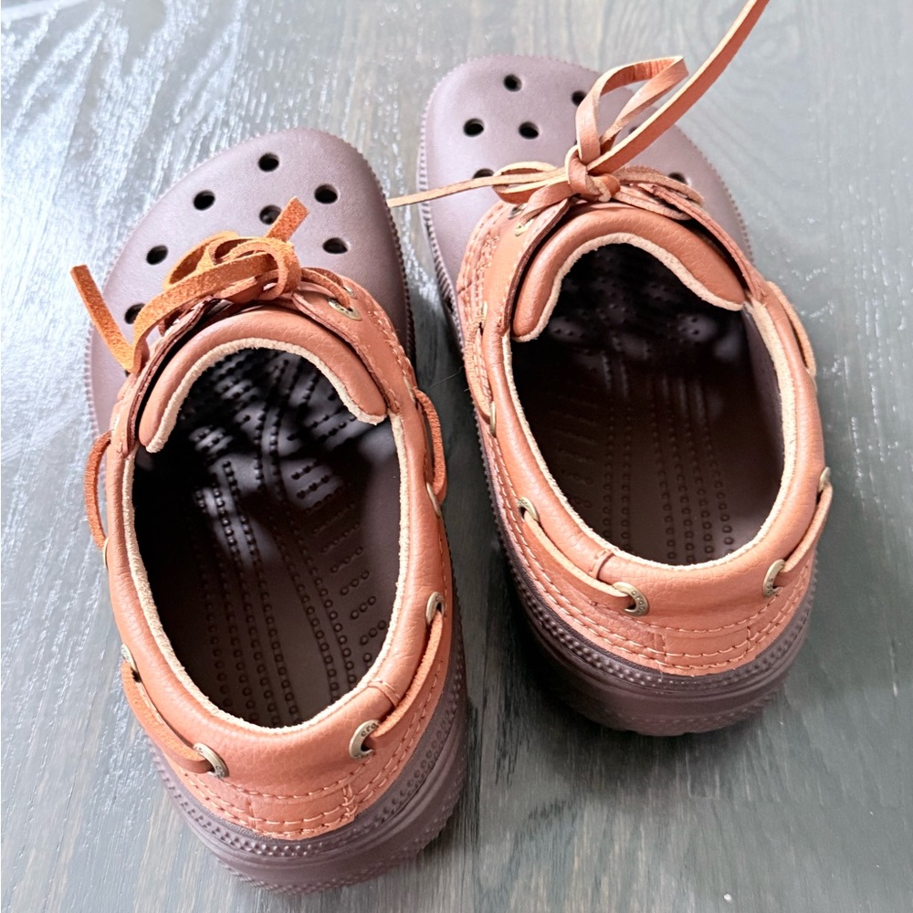 (NEW) Women’s CROC Clog - Picture 3 of 6